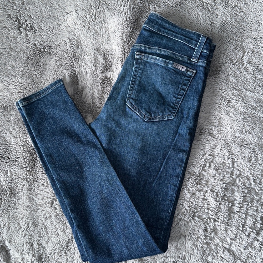 Joe’s dark wash skinny jeans